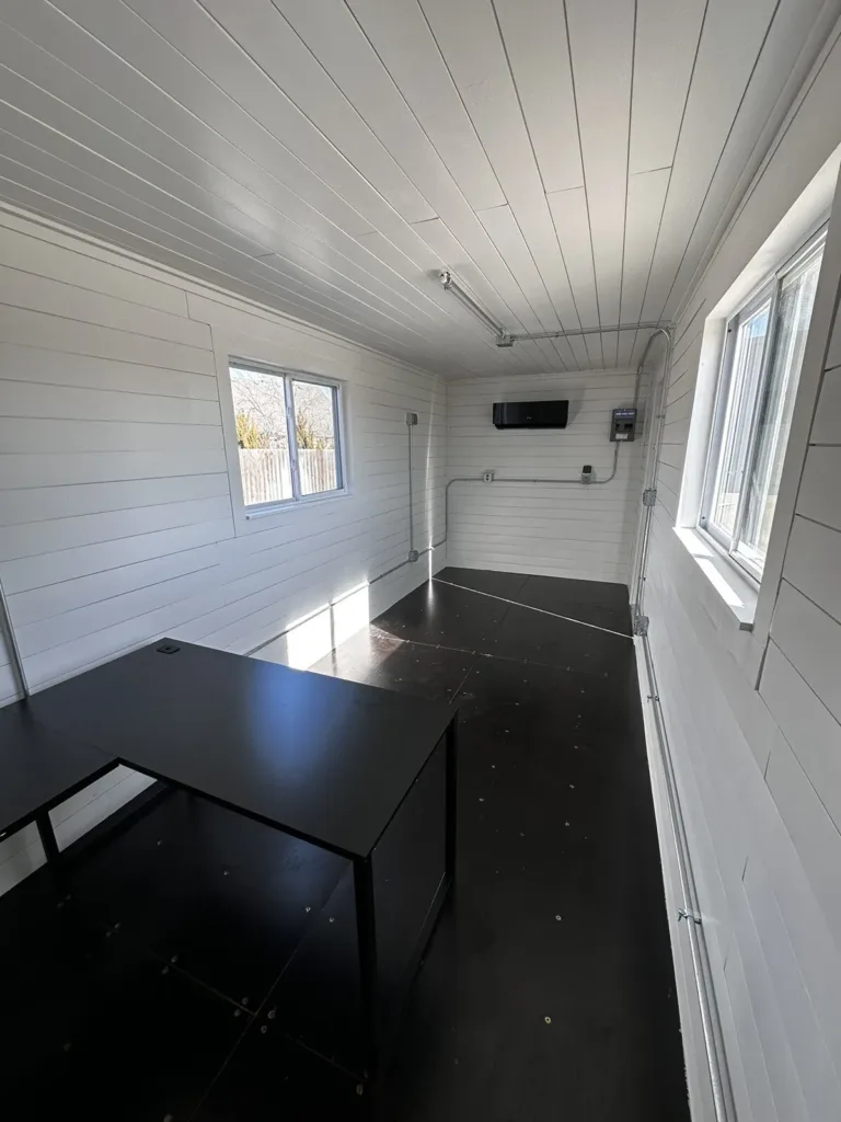 20ft High-Cube Office/Studio Container – Plug-and-Play Shell - Image 4