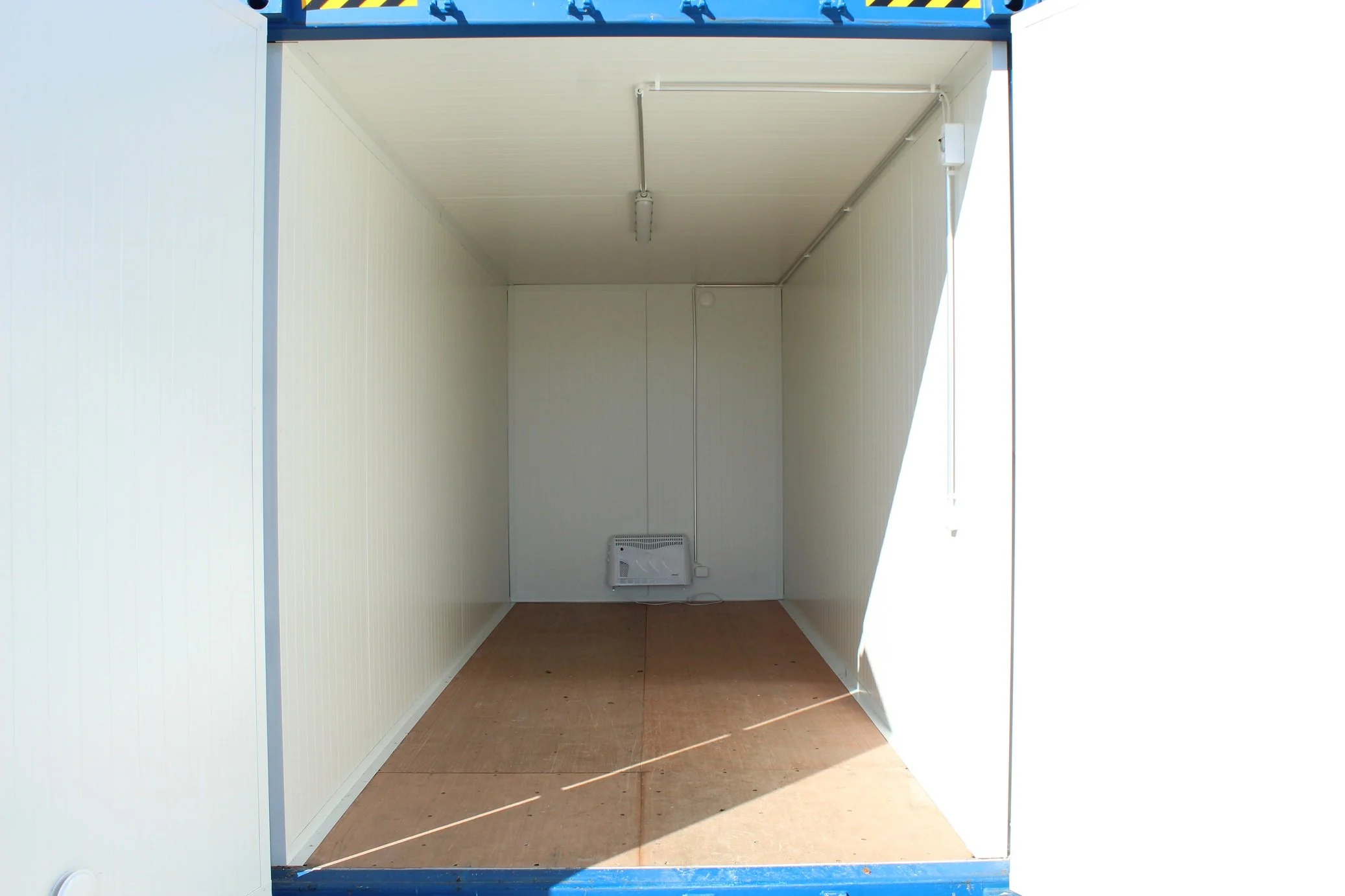 20ft Insulated Storage Container USA - Image 5