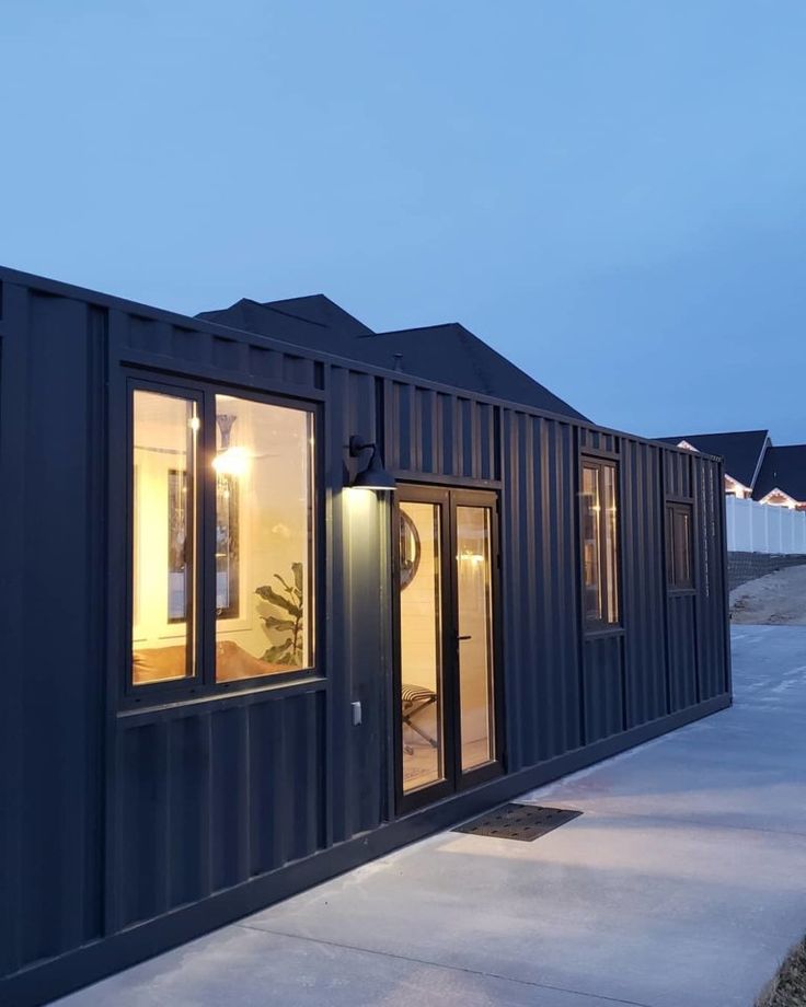40ft High-Cube Shipping Container Tiny Home